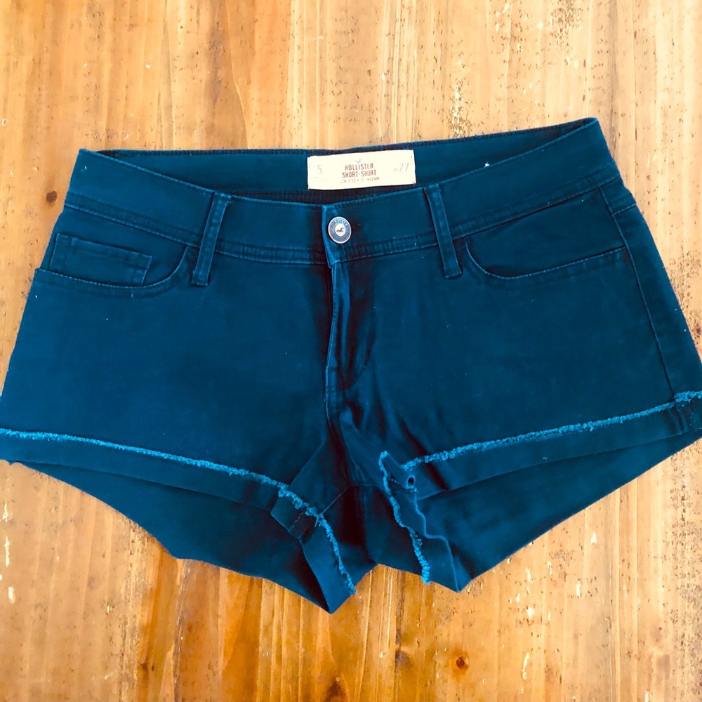 Hollister low rise short shorts navy size 5